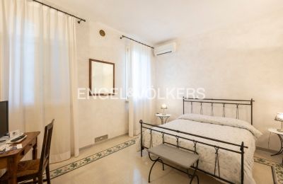 Manor house for sale Suzzara, Lombardy, Camera da letto