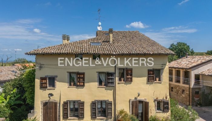 Castle for sale San Polo d'Enza, Emilia-Romagna