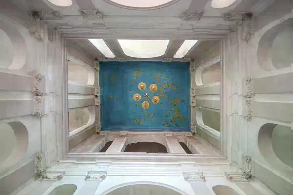 Historic estates, 30 years of commitment to manor houses