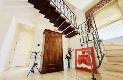 Historic villa for sale La Spezia, Liguria, Staircase