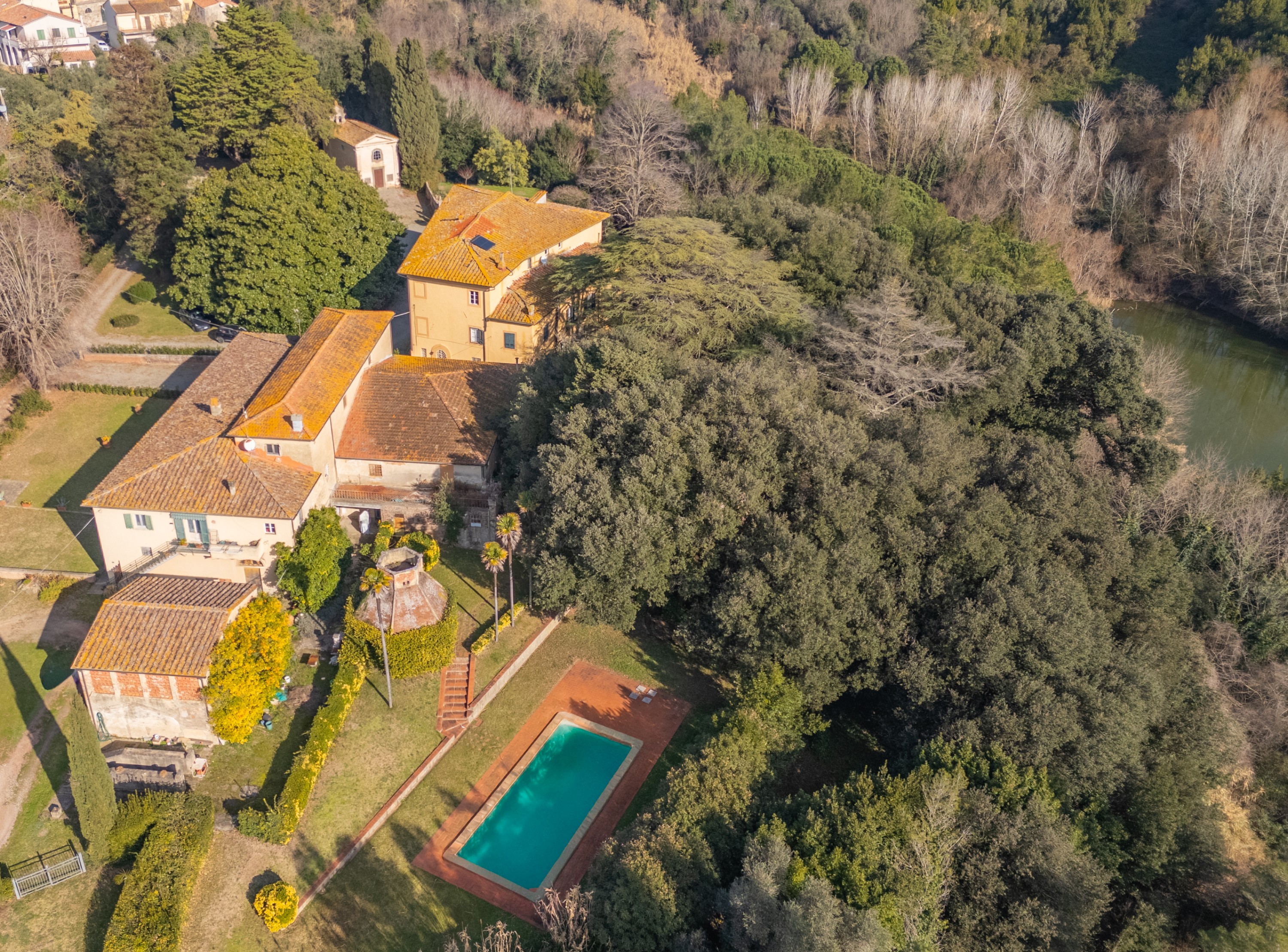 Château · Crespina