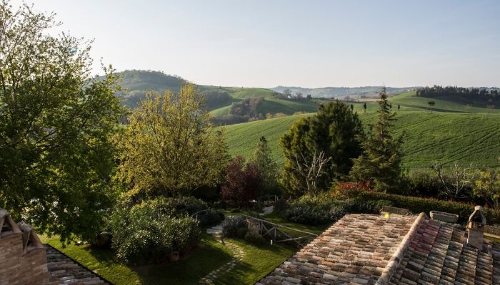 Château · Fermo