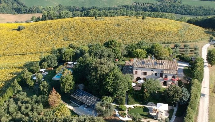 Château · Fermo