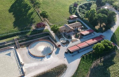 Château · Fermo
