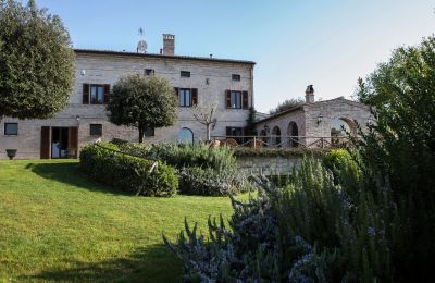 Château · Fermo