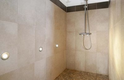 Historic property for sale Uzès, Occitania, Photo 18/20