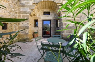 Historic property for sale Uzès, Occitania, Photo 1/20