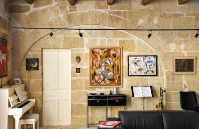 Historic property for sale Uzès, Occitania, Photo 8/20