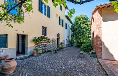 Urban palace for sale Montefoscoli, Tuscany, Photo 5/37