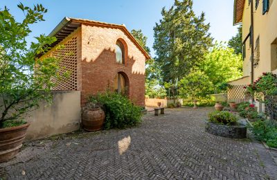 Urban palace for sale Montefoscoli, Tuscany, Photo 3/37