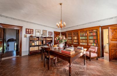 Urban palace for sale Montefoscoli, Tuscany, Photo 11/37