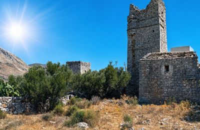 Historic tower for sale East Mani, Peloponnese, Photo 1/8
