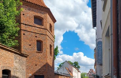 Historic tower for sale Toruń, Podmurna 11, Kuyavia-Pomerania, Photo 1/12