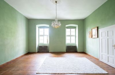 Castle for sale 16259 Bad Freienwalde (Oder), Brandenburg, Schlafzimmer 1 - Wohnung des Schlossherren OG