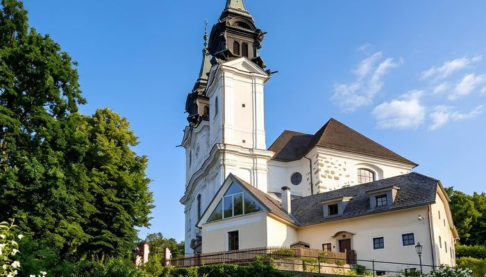 Pöstlingberg, Linz: A historic house outside, a work of art inside