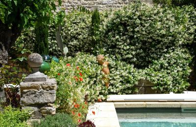 Historic property for sale Uzès, Occitania, Photo 33/41