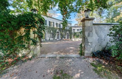 Historic Villa for sale 21019 Somma Lombardo, Lombardy, Access