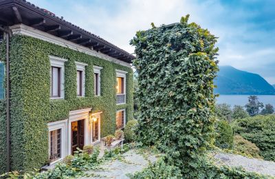 Historic Villa for sale Verbania, Piemont, View