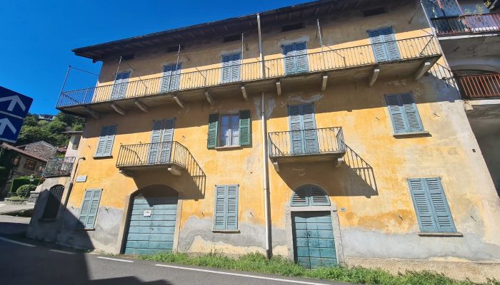 Country home for sale Magognino, Piemont,  Italy