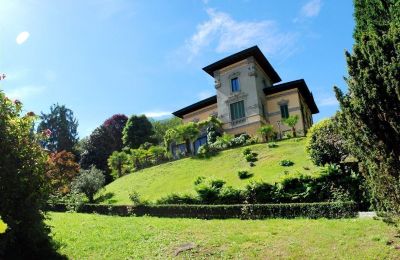 Historic Villa for sale 28838 Stresa, Piemont, Garden