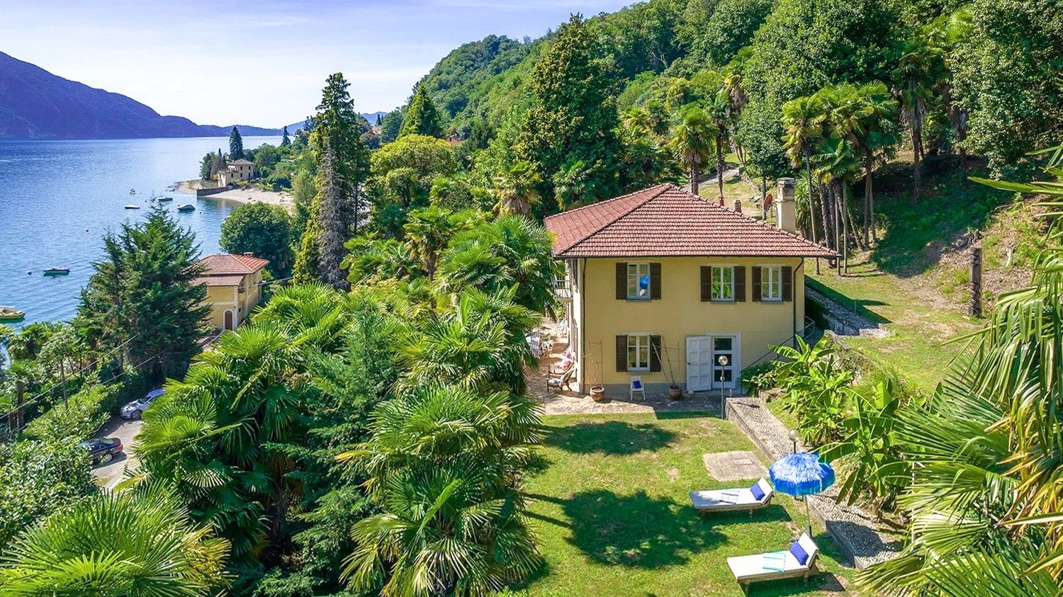 Photos Villa With Park And Private Beach On Lake Maggiore