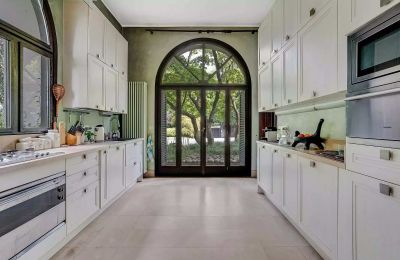 Historic Villa for sale Castelletto Sopra Ticino, Piemont, Kitchen