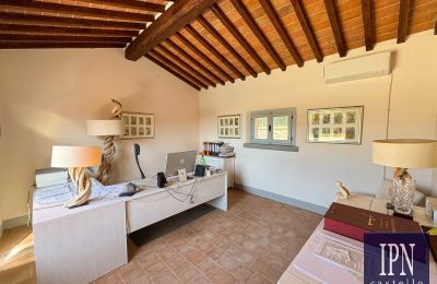 Period mansion for sale Cortona, Tuscany, Photo 55/66