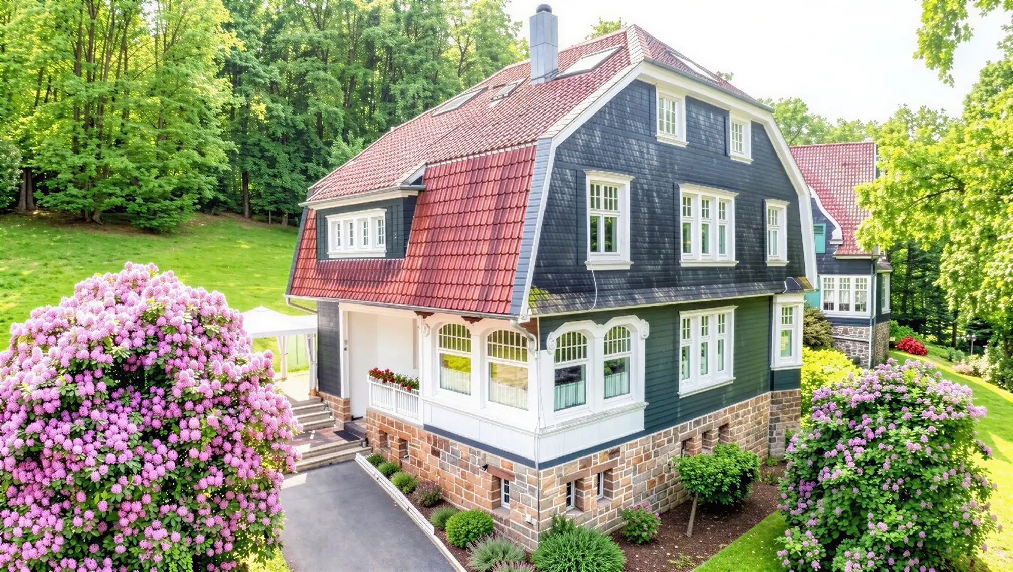 Photos Landmark period house near Cologne in Wermelskirchen