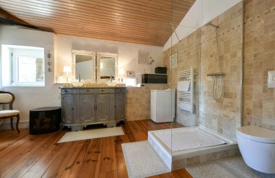 Historic property for sale Uzès, Occitania, Photo 16/32