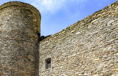 Historic estates, Historic townhouse in a listed 15th-century fortress