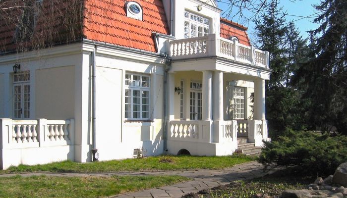 Period mansion for sale Piastów, Mazovia