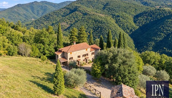 Country property Santa Maria alla Rassinata, Tuscany