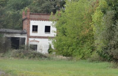 Castle for sale Łęg, Greater Poland Voivodeship:  Outbuilding