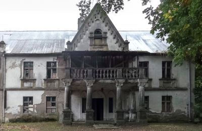 Castle for sale Łęg, Greater Poland, Entrance