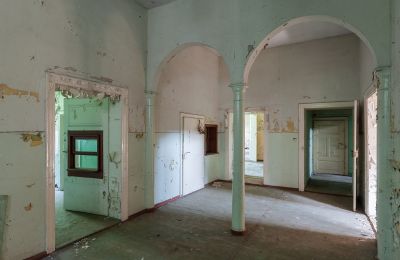 Castle for sale Pakosław, Greater Poland, Floor