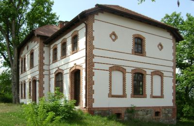 Country home for sale Pleszew, Greater Poland,, Side view