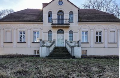 Manor House for sale Gierłachowo, Dwór w Gierłachowie 18a, Greater Poland, Front view