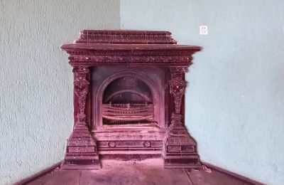 Castle for sale Bronów, Pałac w Bronowie, Lower Silesia, Fireplace