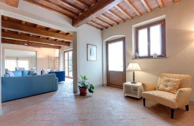 Character home for sale Certaldo, Tuscany:  RIF 2763 Blick in Wohnbereich