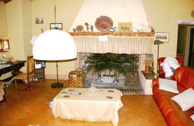 Country House for sale Arezzo, Tuscany:  RIF2262-lang9#RIF 2262 Kamin im großen Wohnbereich im EG