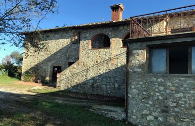 Country House for sale Castellina in Chianti, Tuscany:  RIF 2767 Eingang Rustico