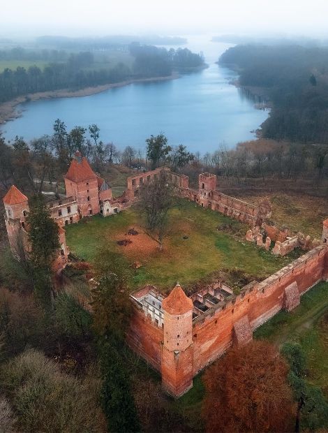 Szymbark, Burg Schönberg - Kastelen in Noord Polen: Szymbark