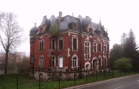 Schönheide, Muldenstraße - Abandoned mansion in the Ore Mountains