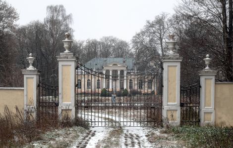 Kaleń, Pałac w Kaleniu - Palaces in Lodz Voivodeship: Kaleń