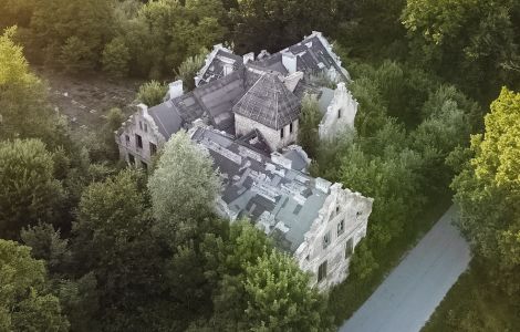  - Manors in former East Prussia: Wopławki