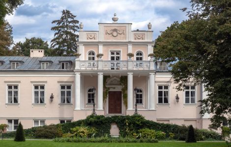  - Polish Mansions near Warsaw: Zaborówek