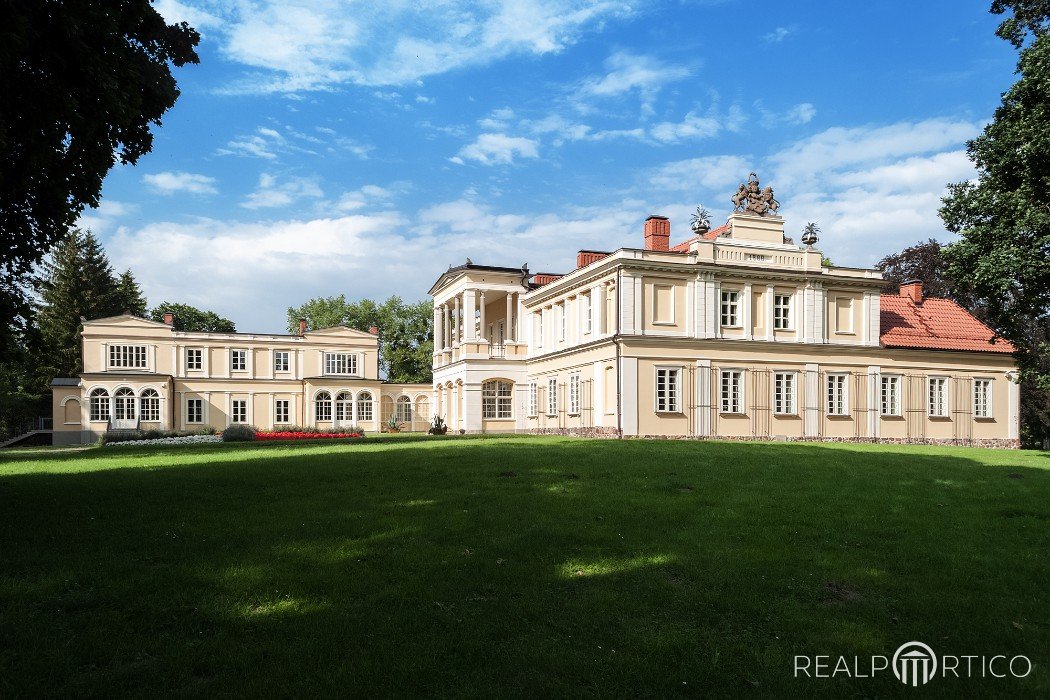 Manor in Waplewo Wielkie, Pomerania, Waplewo Wielkie