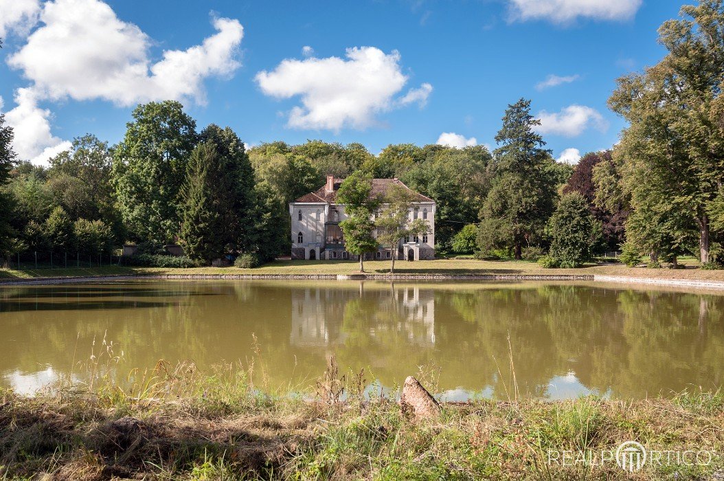 Manor in Białowąs, West Pomerania, Białowąs