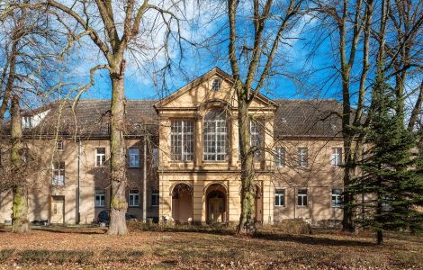 Hornhausen, Neindorfer Straße - Manor in Hornhausen, Saxony-Anhalt