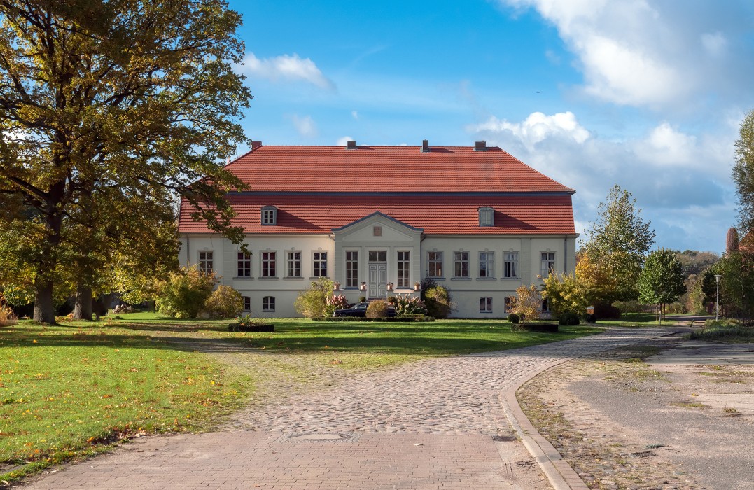 Dambeck Manor, Röbel-Müritz, Dambeck